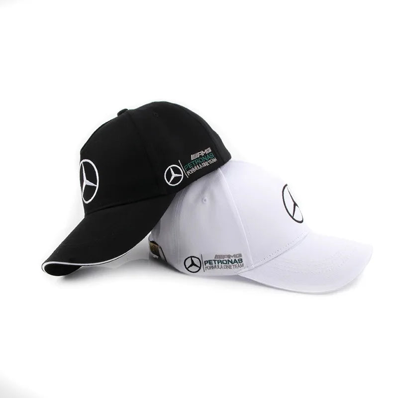 GORRA PETRONAS AMG
